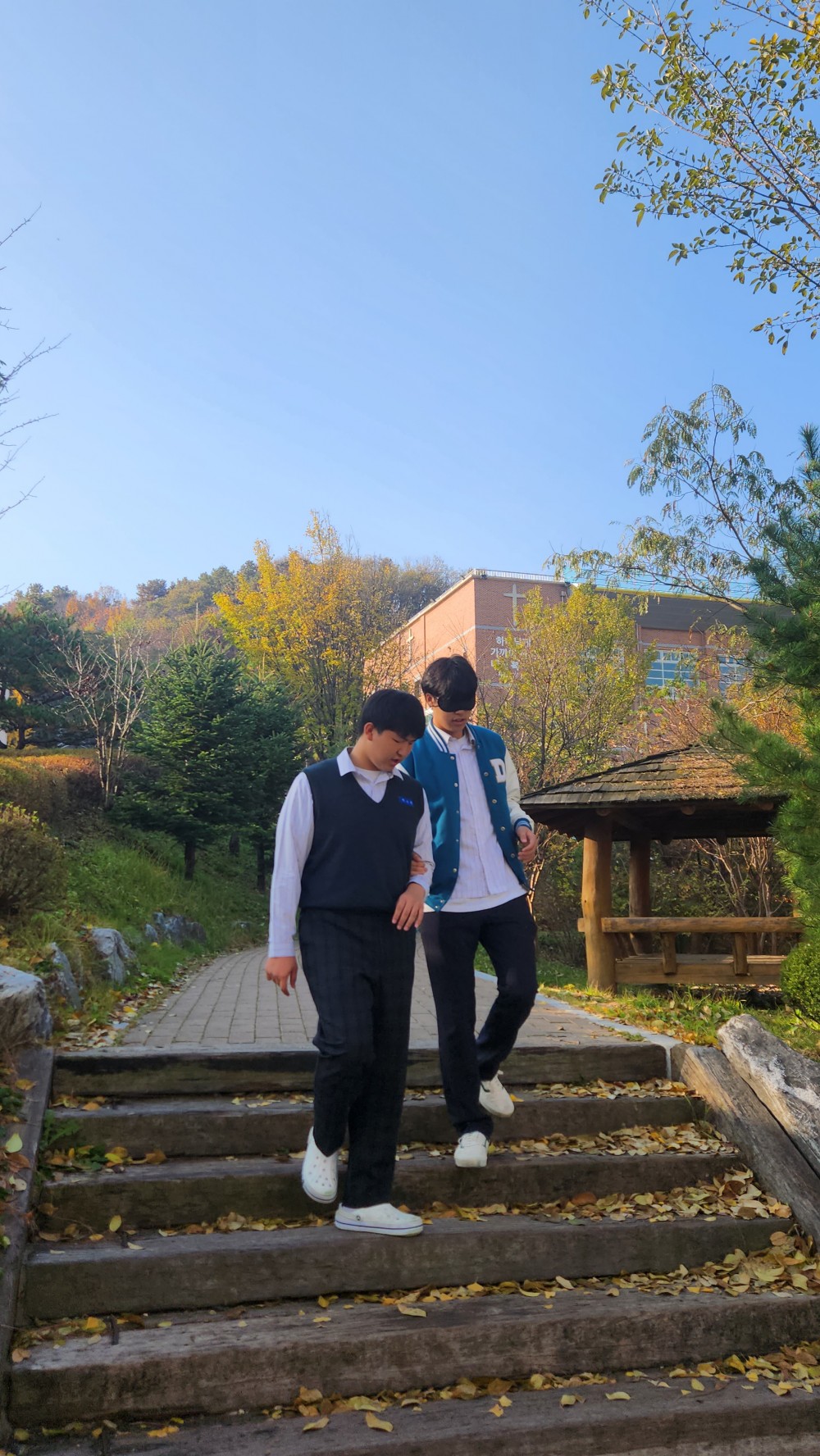 b556f3535a6295c979ffada4ede96120_1698910143_3497.jpg